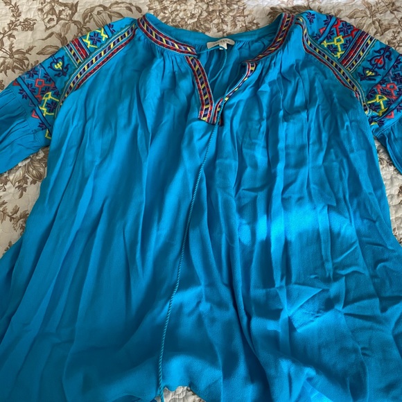 Great shirt! Like new! - Picture 4 of 12